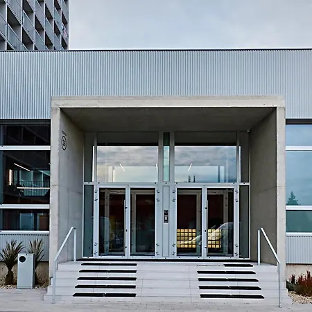 Axiom - Zenith Ii - Netflix, Hbo, Champagne Apartament Koszyce