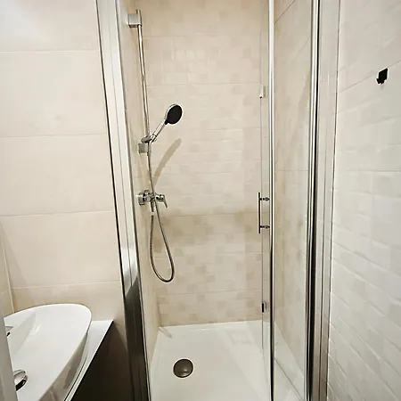 Axiom - Zenith Ii - Netflix, Hbo, Champagne Apartament Koszyce