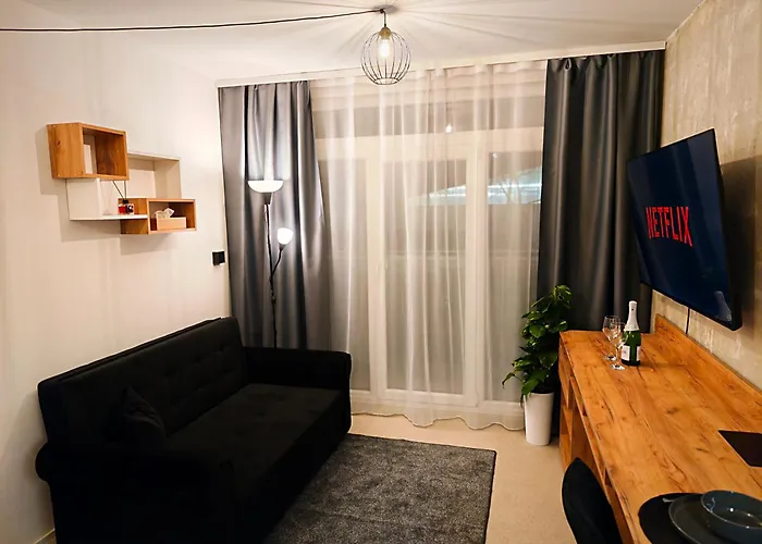 Axiom - Zenith Ii - Netflix, Hbo, Champagne * Košice